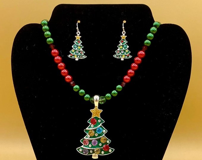 Christmas Tree Necklace and Earring Set Plus Size Including Matching Bracelet