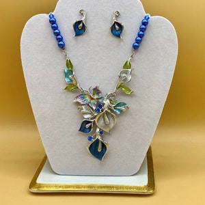 Blue Butterfly & Flowers Bib Statement Necklace and Earring Set Colorful Jewelry Optional Matching Bracelet image 5