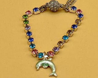 Tropical Beach Crystals Bracelet with Magnetic Closure Dolphin