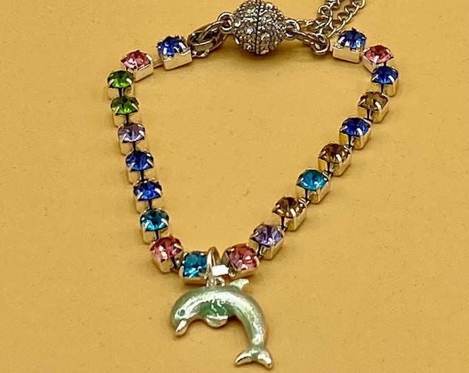 Tropical Beach Crystals Bracelet with Magnetic Closure Dolphin