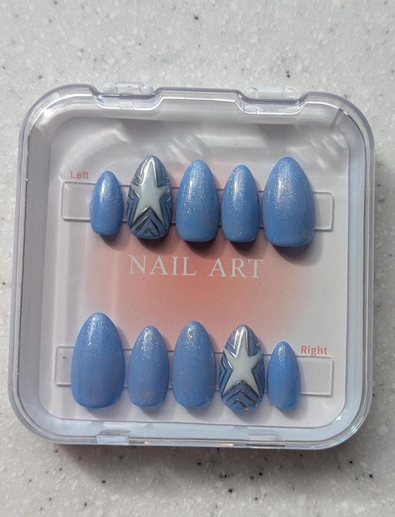 Sparkly Glow in the Dark Star Press on Nails Australia