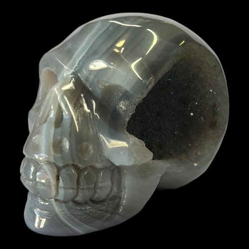 Eerie Agate Druzy Skull Carving hotsell