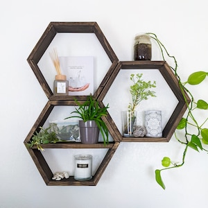 Set of 3 LARGE Hexagon Shelves / Honeycomb Shelves / Geometric Shelves / Plant Shelves / Wood Shelf / Floating shelf