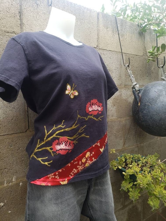 Painted floral Asian tshirt blouse