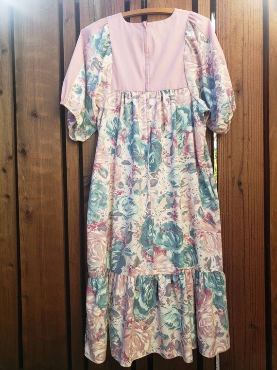 Hawaiian floral vintage muumuu - image 6