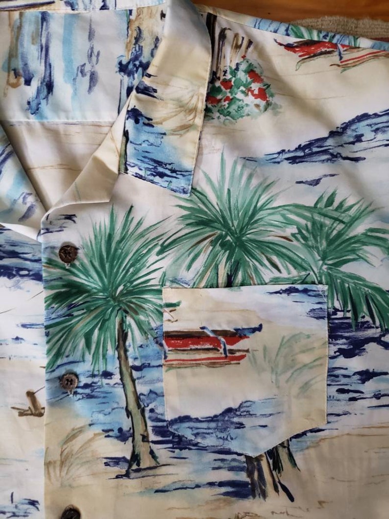 Hawaiian aloha print men's rayon short sleeve shirt. image 1