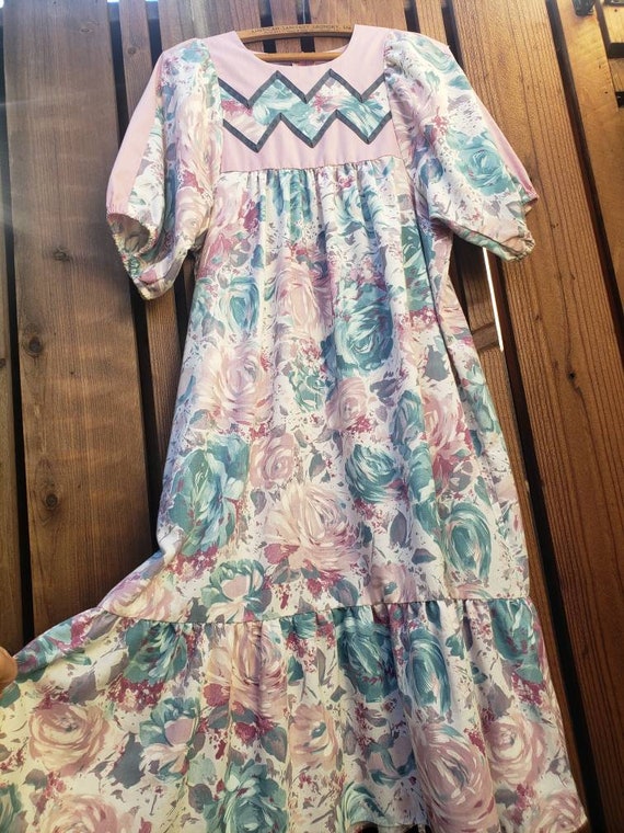 Hawaiian floral vintage muumuu - image 5