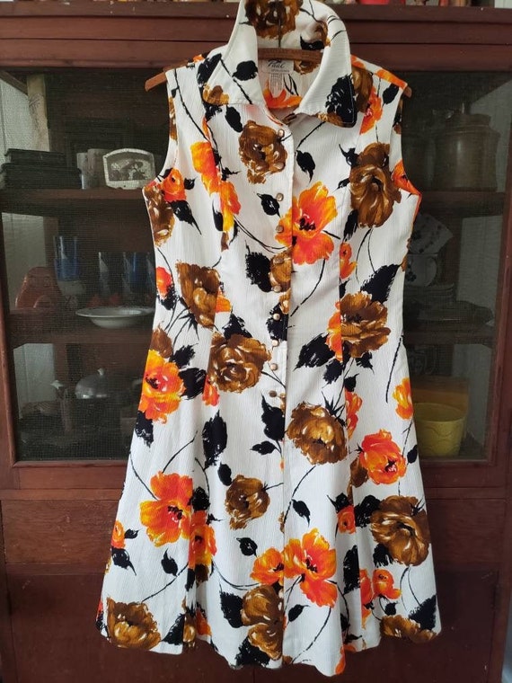 Vintage 60's woman's bright watercolor floral dres