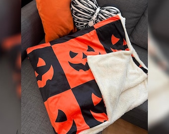Halloween Blanket,Imitation Wool Soft Spooky Blanket,Halloween Blanket,Pumkins Blanket,Jack-o'-lantern Blanket,Halloween Gift