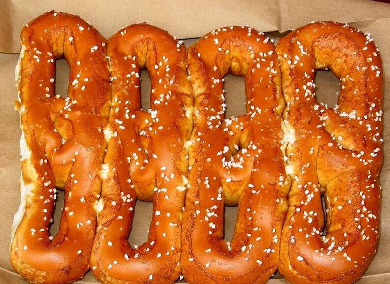 Philadelphia Soft Pretzels 10 Pretzels Etsy