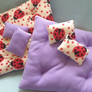 Large (40x35cm) Cushion bed lap pad pillow for Guinea pigs with 2 small pillows