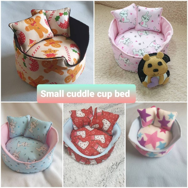 Custom SMALL (19cm) Cuddle Cup Bed, Pet sofa with removable pillow and two cute small cushions for small animals, Snuggle bed