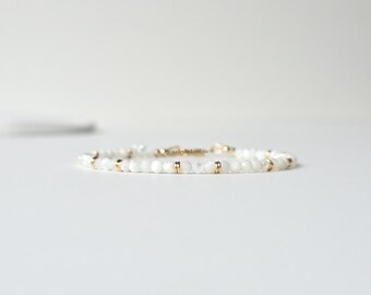 White pearl shell bracelet, 14k gold-filled, 925 sterling silver, handmade, 3mm natural mother-of-pearl shell beads