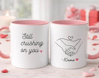 Taza "Todavía me enamoras de ti" - Taza personalizada para pareja - Regalo de San Valentín para él o ella - Taza de café de aniversario