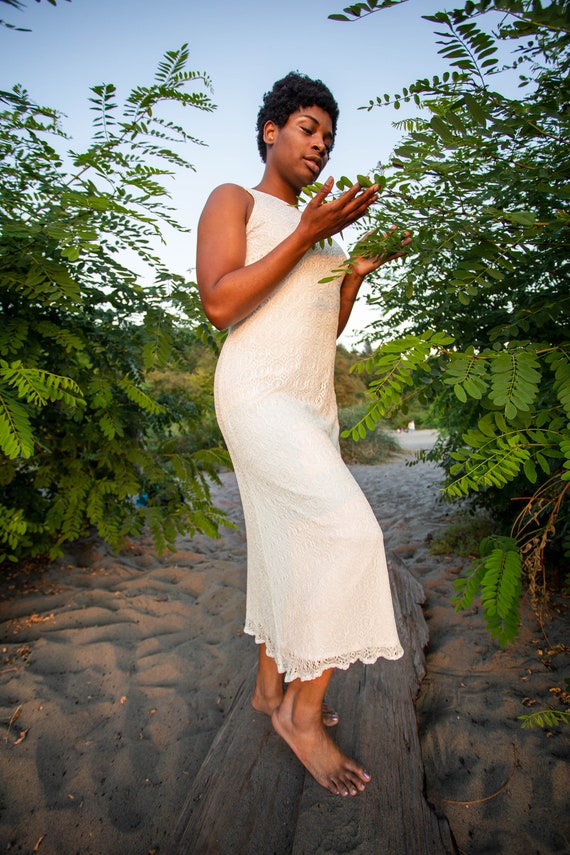 1980s Vintage white crochet maxi - image 2