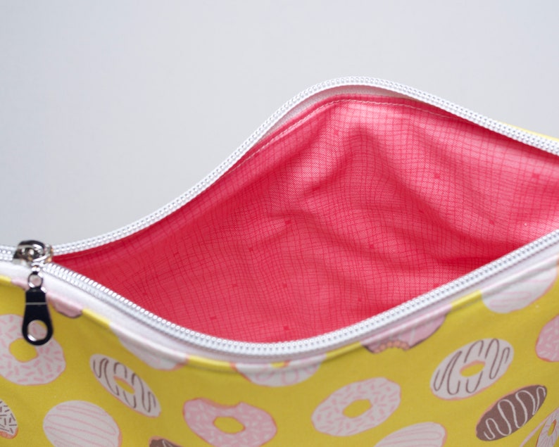 doughnut project bag donut project bag crochet or crafts Zipped project bag for knitting