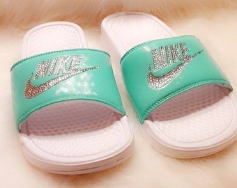 diamond nike slides