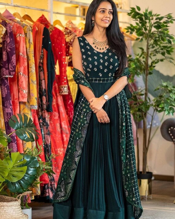 Subtle Green Lehenga Choli With Dupatta ,indian Designer Ready to Wear  Partywear Lehenga Choli, Georgette With Embroidery Lehenga 