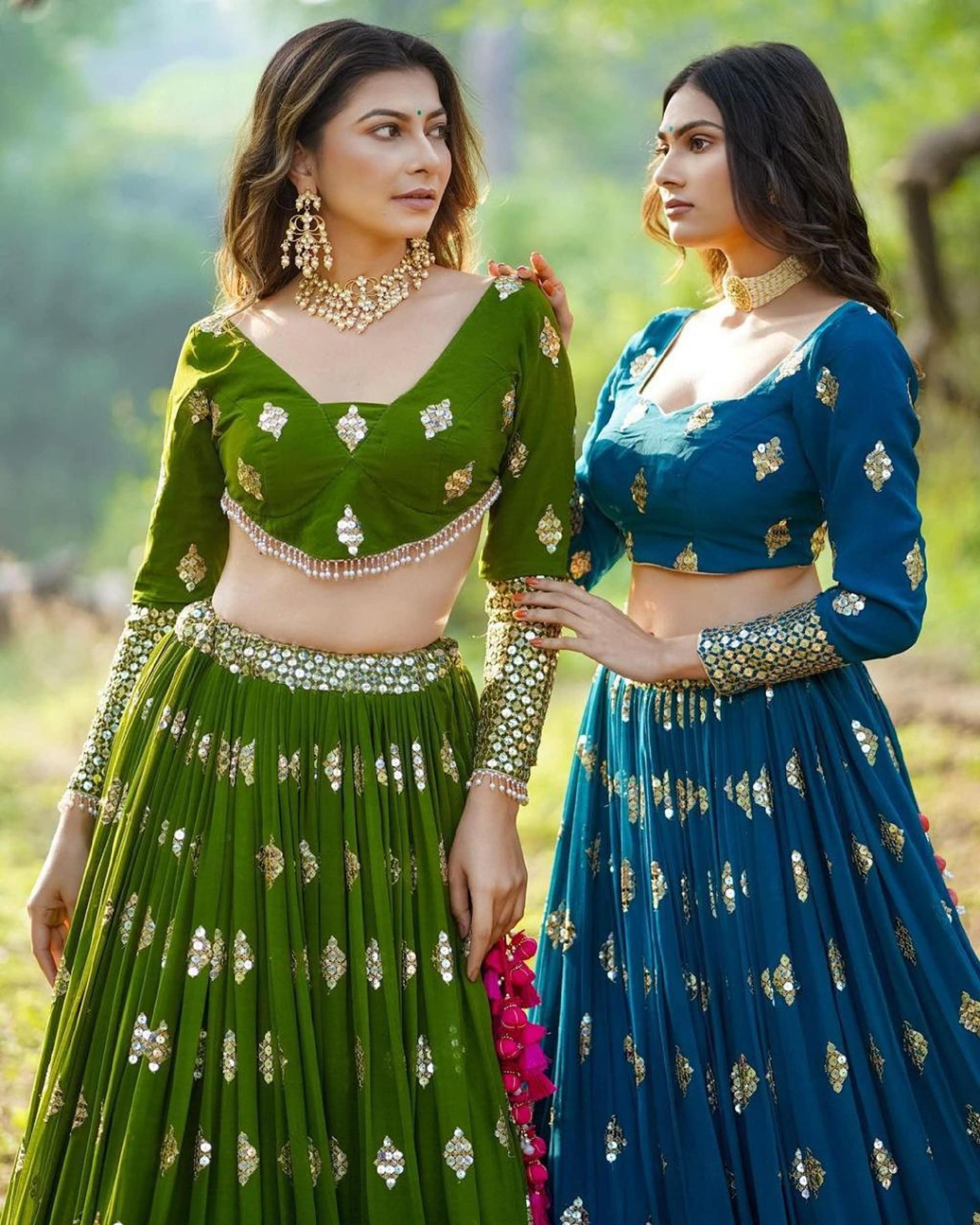 mehndi rasam lehenga