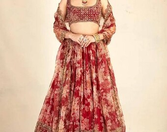 Lehenga Choli rouge élégant avec dupatta, tenue de soirée prête à l'emploi de créateur indien Lehenga Choli, organza avec broderie et travail d'impression numérique Lehenga