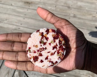 Organic bath bombs .... rose petal & Lavender