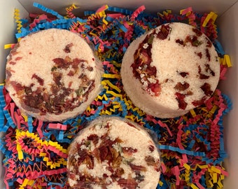Organic handmade bath bombs & Organic handmade body scrubs