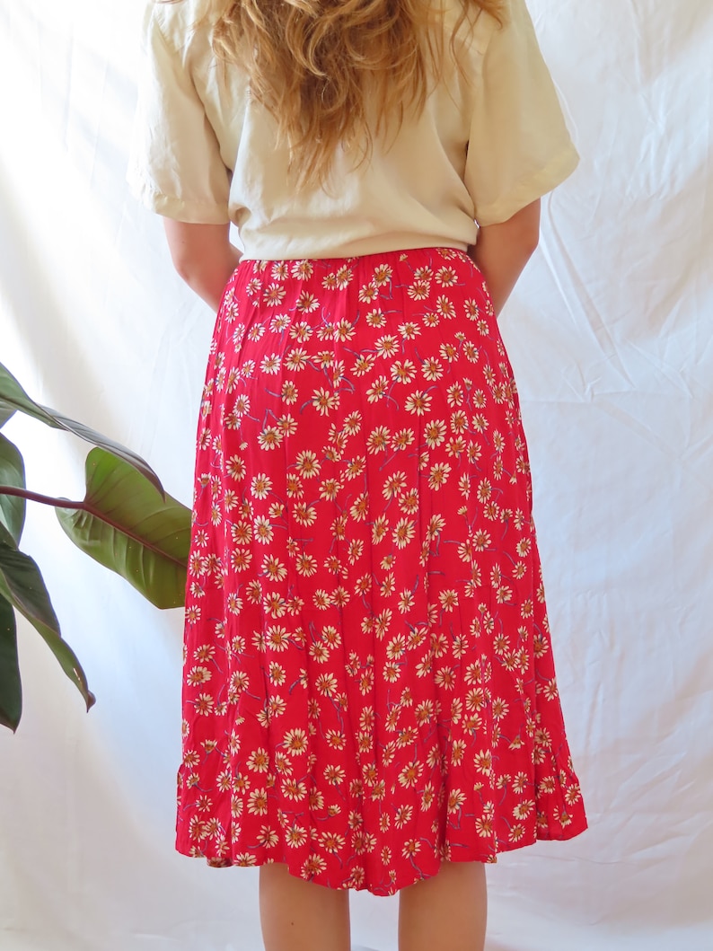 Vintage Red Daisy Print Skirt Small Summer Boho Skirt Spring Floral Midi Skirt