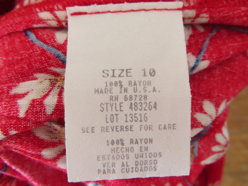 Vintage Red Daisy Print Skirt Small Summer Boho Skirt Spring Floral Midi Skirt