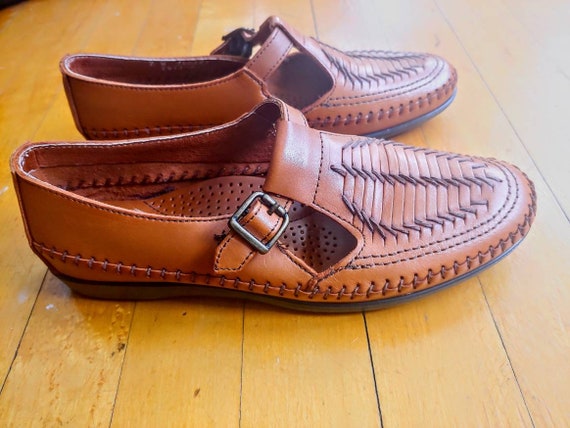 Dexter Woven Leather T- Strap Shoe | 80s Leather M