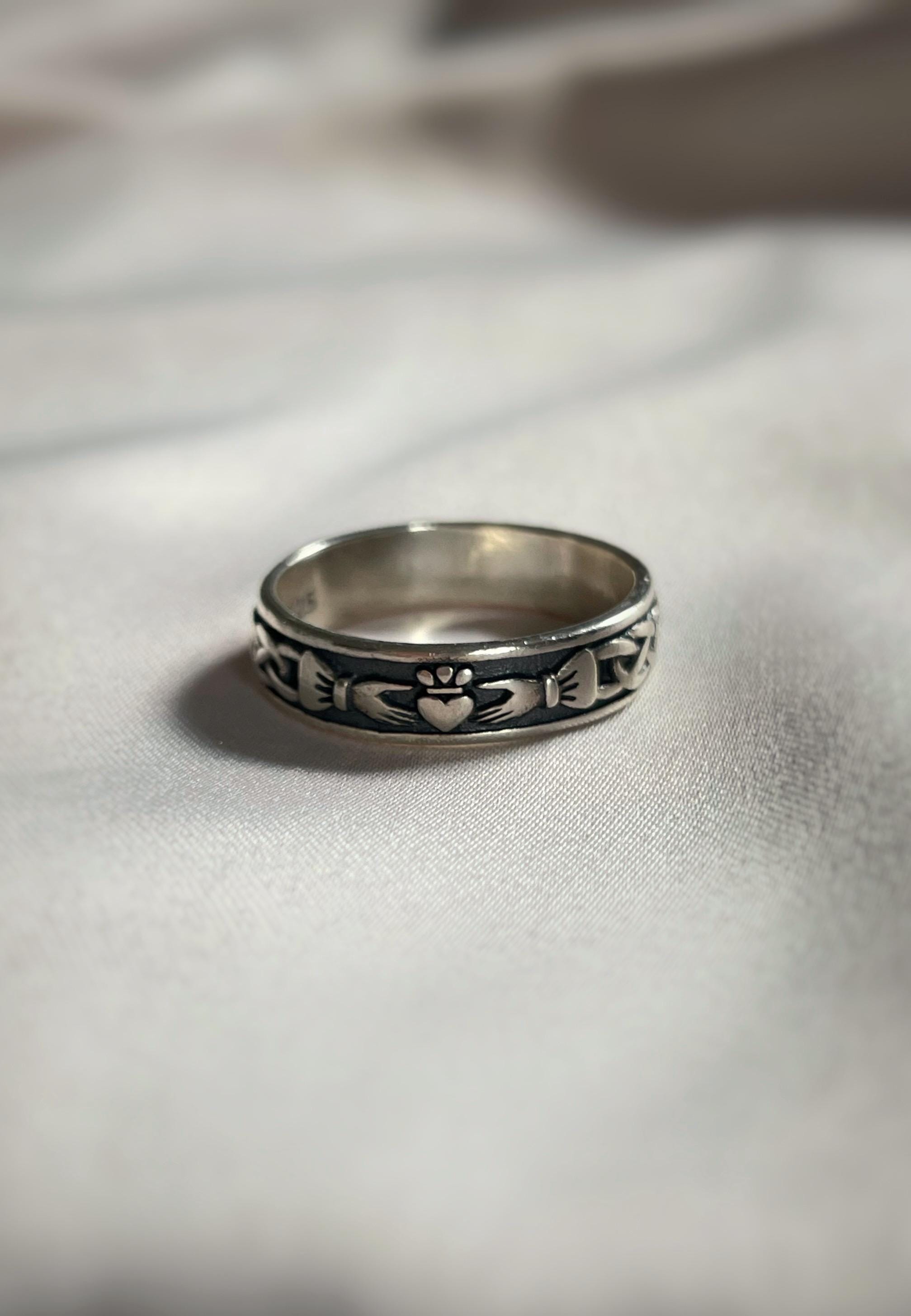 Irish claddagh ring silver deals
