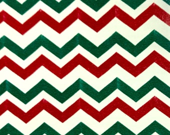 Vintage NOS Christmas zig-zag gift wrapping paper. Happy Wrap by Hallmark. 18” wide x 20” length Sheet. Folded or rolled.