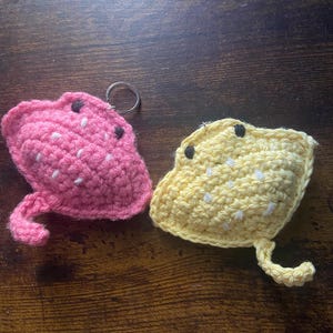 Cute manta ray / stingray crocheted keychain accessory