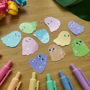 Confezione di adesivi in vinile olografico / Pastel Ghosties (10 adesivi singoli ghosties)