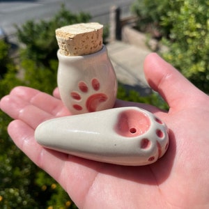 Cat Paw Pipe & Stash Jar Matching Set, Gift for Smoker Unique Ceramic Pipes Pretty Gifts for Her Beautiful Gift Ideas image 1