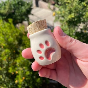 Cat Paw Pipe & Stash Jar Matching Set, Gift for Smoker Unique Ceramic Pipes Pretty Gifts for Her Beautiful Gift Ideas image 3