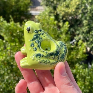Frog Pipe & Small Jar Matching Set Gift Ideas for Smoker Unique Ceramic Kit Beautiful Hand Pipe Gifts for Her Gifts for Him Friend image 2