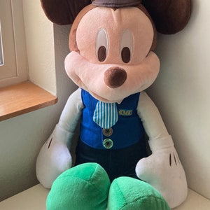 Rare Disney Original Mickey Mouse w/Tie & Hat Large Plush ~ Collectible image 2