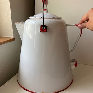 Vintage Kettle Enamelware Coffee Pot/Cowboy Kettle ~ (For Display Use Only) ~ Collectible