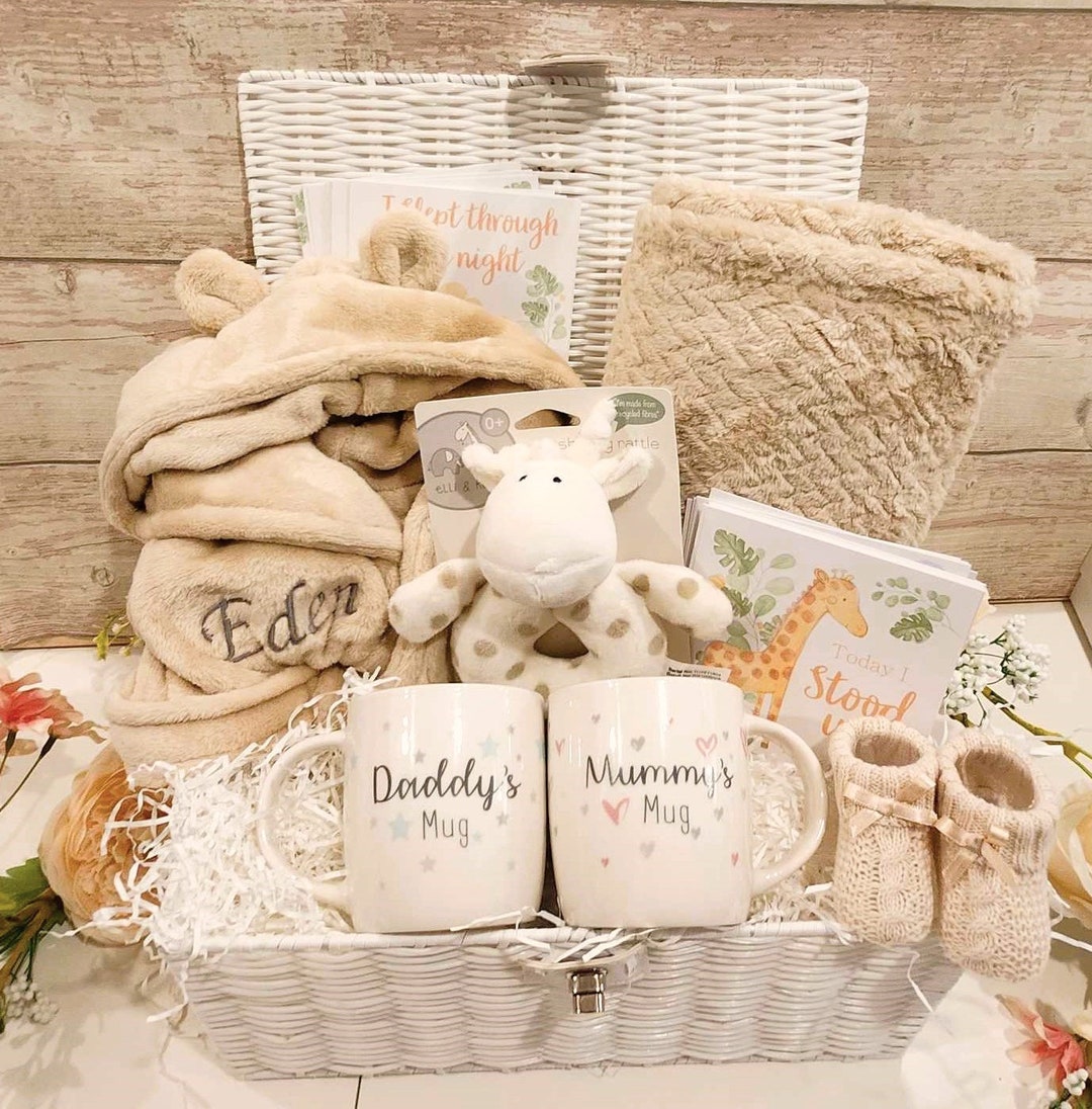 New ''safari'' Theme Baby Hamper, Baby Shower Basket, Mugs for Parents