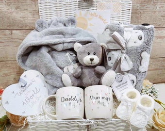 New ''Teddy Bear'' Theme Baby Hamper,  Baby Shower Basket, mugs for parents,  personalised baby gown, New Parents Hamper, Unisex baby gift