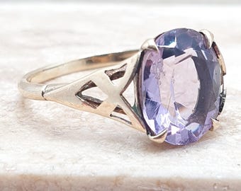 Vintage 9ct Gold Amethyst Ring Oval Solitaire Pierced Shoulders UK L.5 US 6 Ladies Jewelry Jewellery Gift