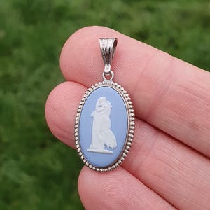 Wedgwood egyptian pendant - Etsy 日本
