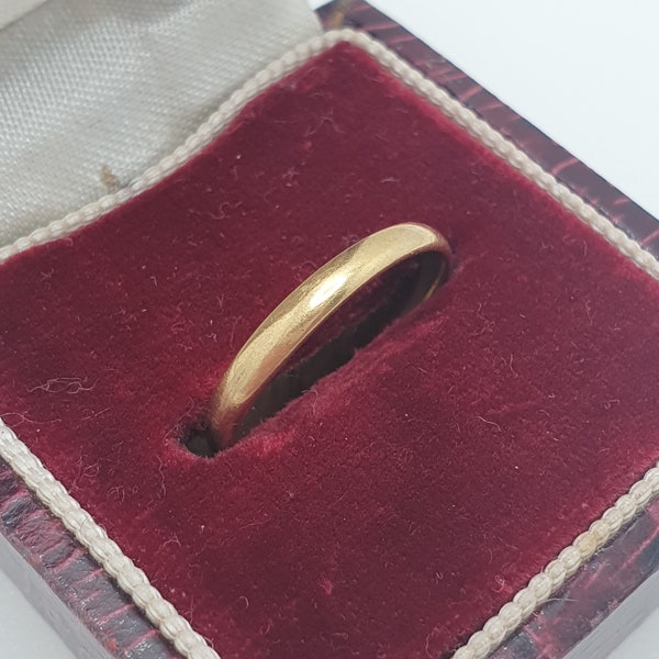 Vintage 18ct Gold Band Ring Wedding Plain Small Size Smooth 1.32g 18k 750 Solid Yellow Womens 1980s Ladies Jewellery Jewelry UKH.5 US4.25