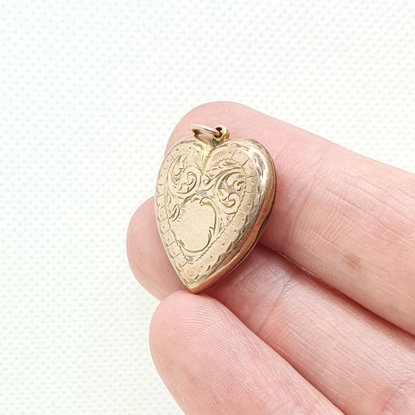 Antique 9ct Gold Locket Pendant Heart Front & Back Photo Engraved Face Solid Rose Picture Vintage Retro 1800s Victorian Jewelry Jewellery