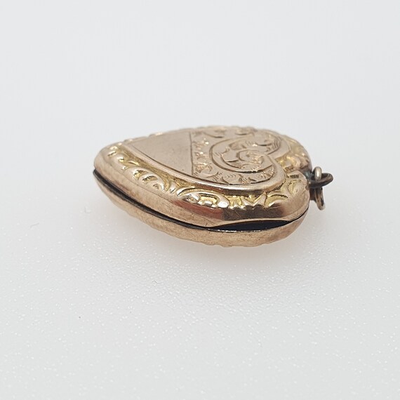Front Lock Heart Pendant