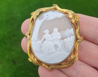 Antique Gold Gilt Cameo Brooch Huge Large 22ct Filled Hand Carved Romantic Courting Couple Shell Vintage Ladies Womens Jewelry Jewellery