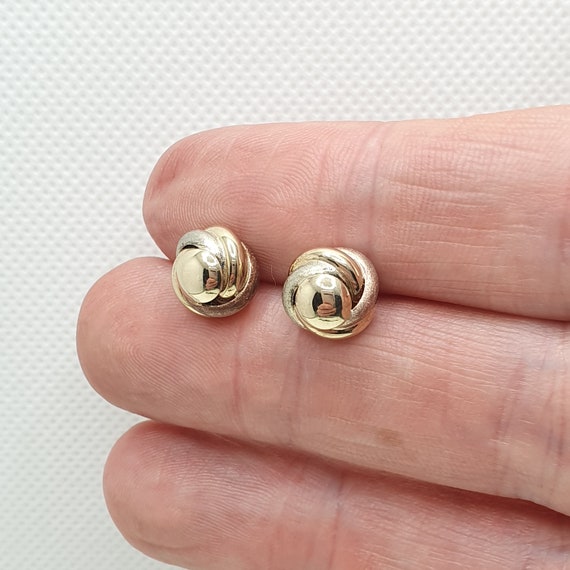Vintage 9ct Gold Stud Earrings Knot 2.79g Round W… - image 1