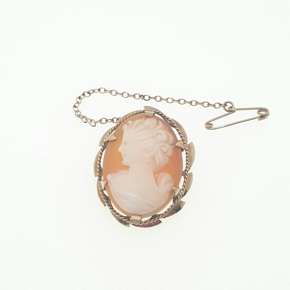 A Large Shell Carved Cameo Brooch By D. Fulio On 9ct Gold Mo