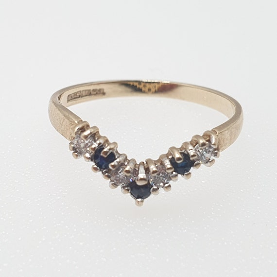 Vintage 9ct Gold Wishbone Ring Sparkly Hallmarked… - image 3