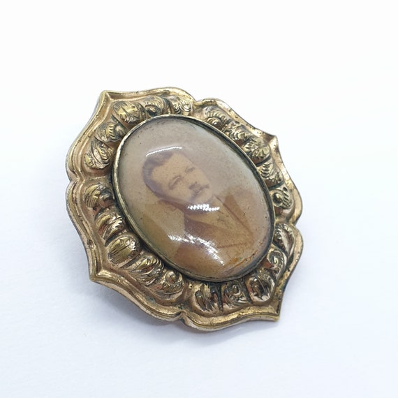 Antique Victorian Rolled Gold Picture Brooch Phot… - image 3